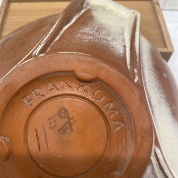 VTG. FRANKOMA  ASHTRAY #458 Tan Brown Excellent Condition 7" Diameter - Picture 5 of 6